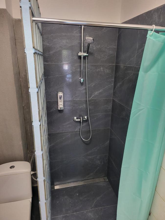 Rooms4Rest Wiertnicza - Private Rooms For Tourists - Atr Consulting Sp, Z O,O, Varsovia Exterior foto