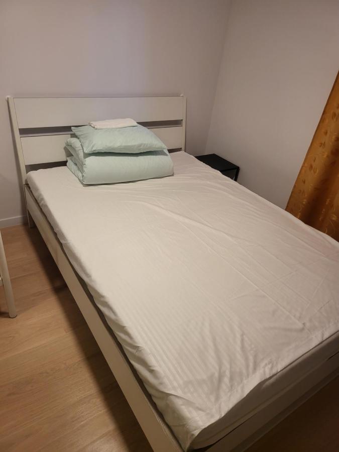 Rooms4Rest Wiertnicza - Private Rooms For Tourists - Atr Consulting Sp, Z O,O, Varsovia Exterior foto