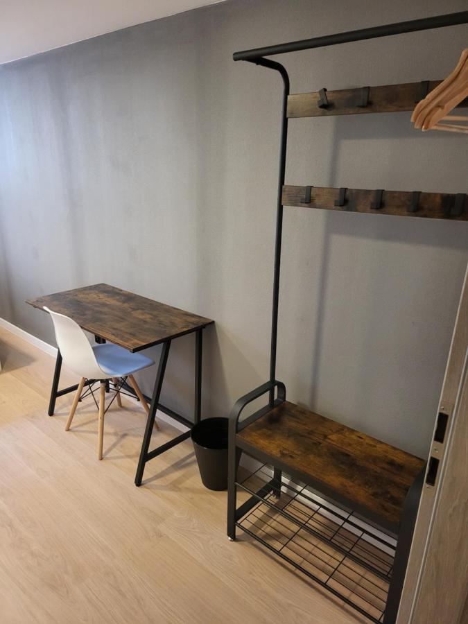 Rooms4Rest Wiertnicza - Private Rooms For Tourists - Atr Consulting Sp, Z O,O, Varsovia Exterior foto