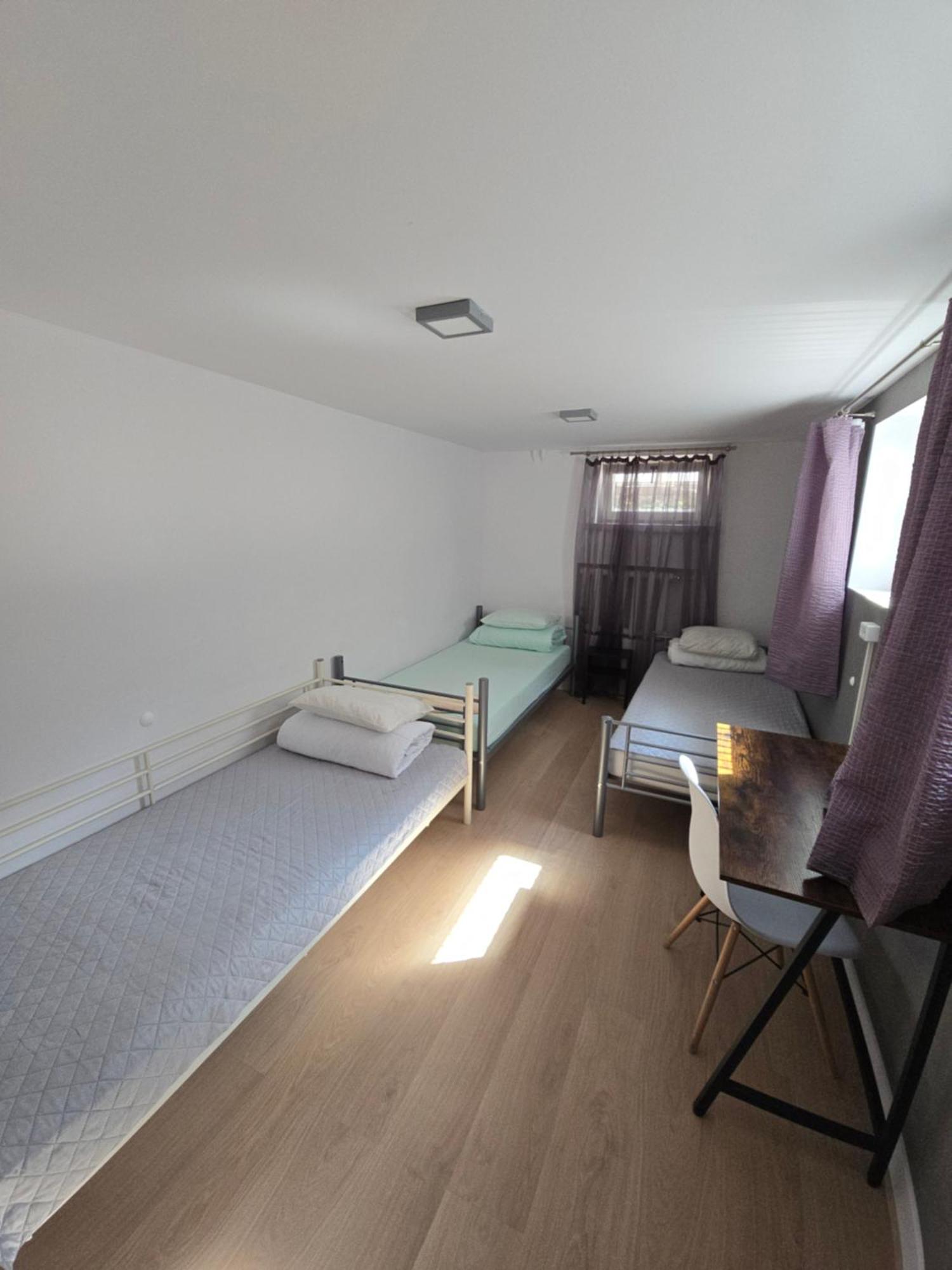 Rooms4Rest Wiertnicza - Private Rooms For Tourists - Atr Consulting Sp, Z O,O, Varsovia Exterior foto